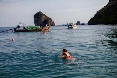  Emerald Pool & Hot Spring Waterfall